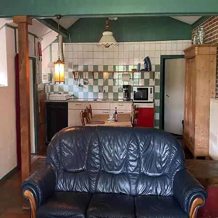 Сasa de vacaciones In With Garden, Cleaning Included *