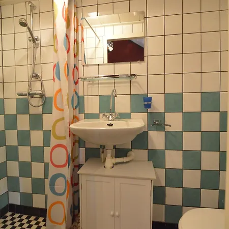 In With Garden, Cleaning Included Сasa de vacaciones Bergen op Zoom