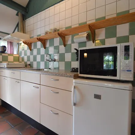 Cosy With A Garden, Cleaning Included *